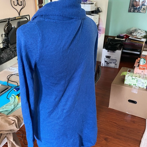 The Limited Sweater Sz XS - Picture 3 of 3